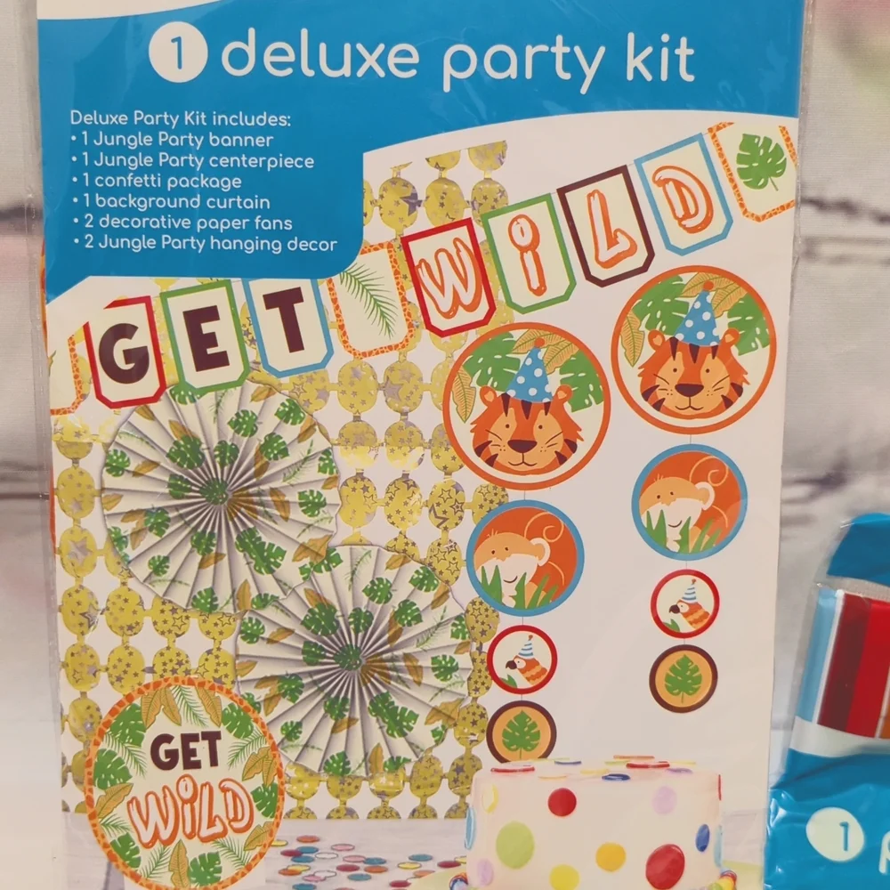 Get Wild Themed Deluxe Party Kit with Napkins, Table Cover, Plastic Cutlery NWT